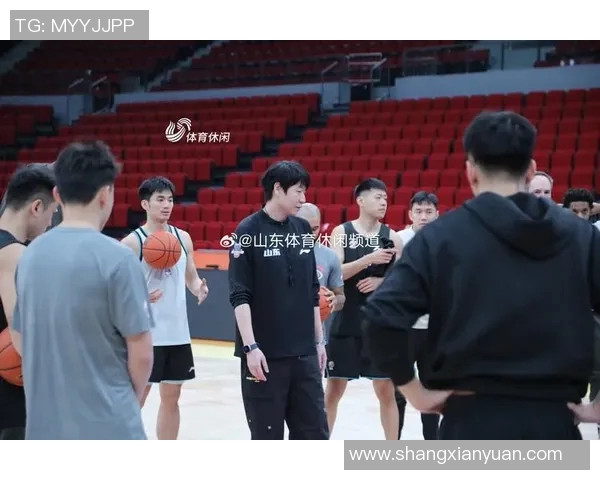 广州与山东常规赛巅峰对决谁将赢得这场激烈的篮球盛宴 广州与山东常规赛巅峰对决谁将赢得这场激烈的篮球盛宴